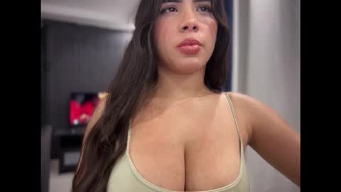Snapshot of angelinav7 chatting on April 24, 2026, 2:58 am Angelina Weiss online show from April 24, 2026, 2:58 am