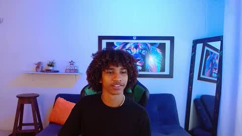 Angel online show from October 30, 2025, 8:31 pm