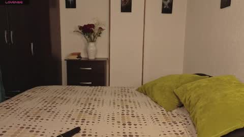  ANGELA ISABELLA  online show from April 8, 2026, 12:54 am