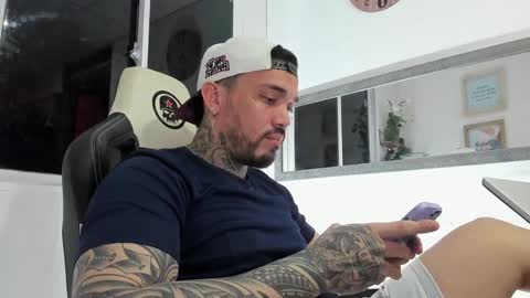 Snapshot of angellatino0 chatting on January 1, 2025, 9:07 am angellatino0 online show from January 1, 2025, 9:07 am