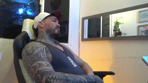 Snapshot of angellatino0 chatting on January 11, 2025, 6:56 am angellatino0 online show from January 11, 2025, 6:56 am