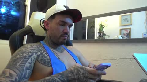 Snapshot of angellatino0 chatting on January 25, 2025, 7:28 am angellatino0 online show from January 25, 2025, 7:28 am