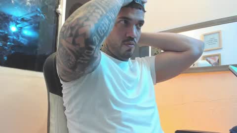 Snapshot of angellatino0 chatting on February 8, 2025, 4:36 am angellatino0 online show from February 8, 2025, 4:36 am