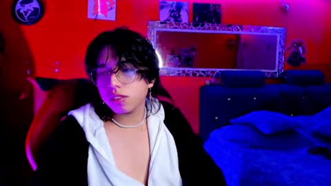 Snapshot of angellonfire chatting on January 19, 2025, 11:01 am Angel  online show from January 19, 2025, 11:01 am