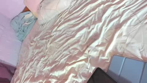 angel online show from March 6, 2025, 8:37 pm