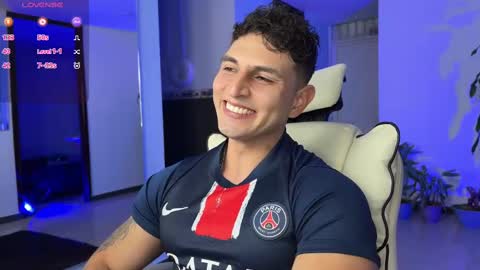 Snapshot of angeloferro1 chatting on March 5, 2025, 11:05 pm Angelo Ferro online show from March 5, 2025, 11:05 pm