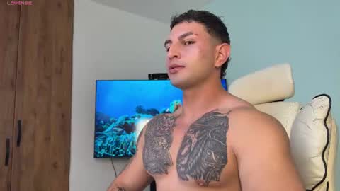 Snapshot of angeloferro1 chatting on July 6, 2026, 2:52 am Angelo Ferro online show from July 6, 2026, 2:52 am