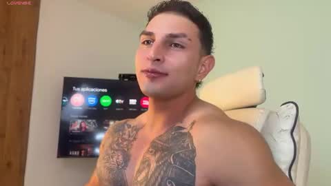 Snapshot of angeloferro1 chatting on July 8, 2026, 4:39 am Angelo Ferro online show from July 8, 2026, 4:39 am