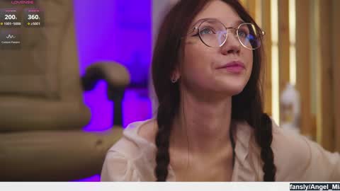 Nikki online show from February 5, 2026, 8:41 am