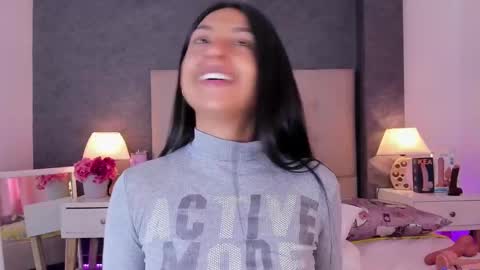 Angela online show from October 11, 2025, 1:20 pm