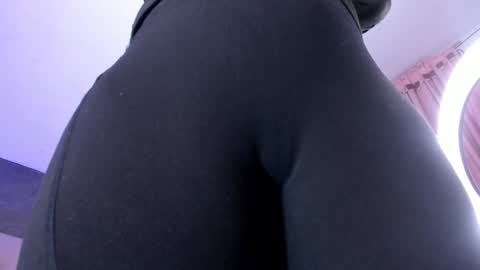 Angela online show from April 4, 2026, 2:14 pm