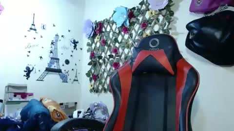 angelsexhotlatin online show from February 18, 2025, 2:16 am