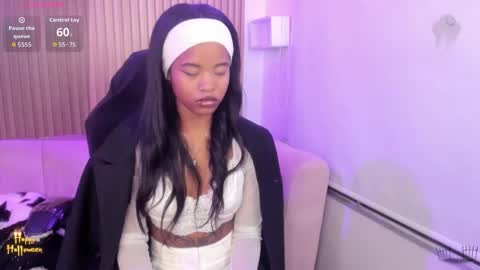 Snapshot of angelsmia_ chatting on October 31, 2025, 5:08 am MIA available content ask online show from October 31, 2025, 5:08 am