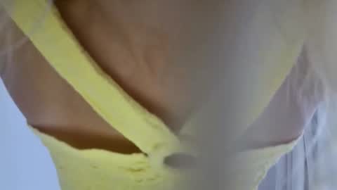 Snapshot of angelsquirting chatting on September 23, 2025, 5:54 am Alesia online show from September 23, 2025, 5:54 am