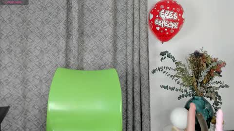 ANGIE online show from September 20, 2025, 2:51 pm