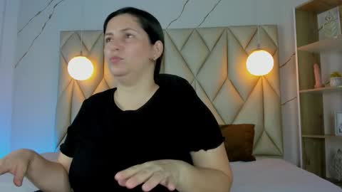 ANGIE online show from December 20, 2025, 12:56 pm