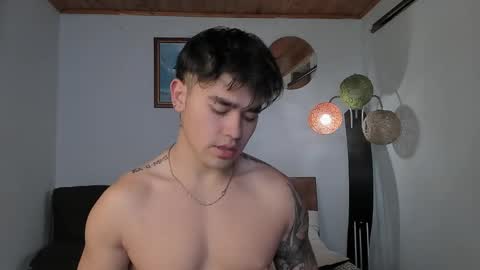 Snapshot of angelx_fox chatting on January 2, 2025, 5:29 pm Angel Fox online show from January 2, 2025, 5:29 pm