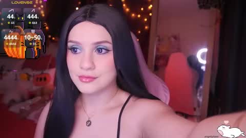 Angel online show from November 10, 2025, 1:48 am