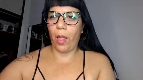 Snapshot of angie0724 chatting on February 14, 2026, 1:41 pm Angie0724 online show from February 14, 2026, 1:41 pm