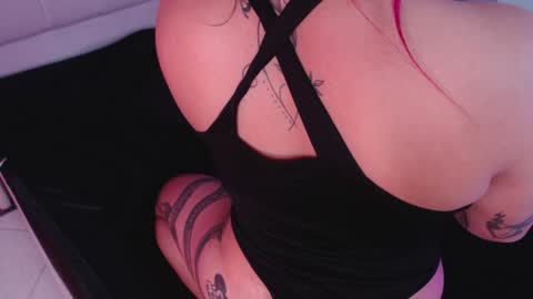 Angie online show from January 5, 2025, 9:59 am