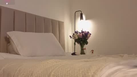 Angie online show from May 15, 2026, 10:50 pm