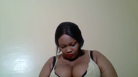 Snapshot of angienew chatting on November 1, 2025, 11:07 pm Angie online show from November 1, 2025, 11:07 pm