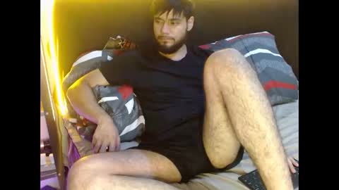 Snapshot of angrydeimos chatting on May 1, 2026, 4:06 am Deimos online show from May 1, 2026, 4:06 am