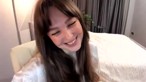 Snapshot of angrykate chatting on October 26, 2025, 5:19 pm Kattie online show from October 26, 2025, 5:19 pm