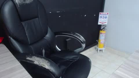 angy online show from April 13, 2026, 10:26 pm