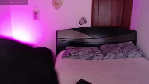Snapshot of anhiahoney02 chatting on December 3, 2024, 1:10 pm ana sofia   online show from December 3, 2024, 1:10 pm