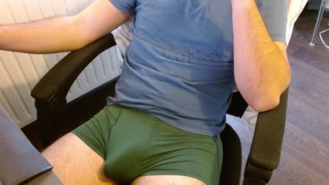 anhotcock online show from December 28, 2024, 3:04 pm