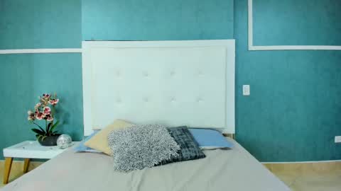 Ania online show from February 16, 2025, 8:22 pm