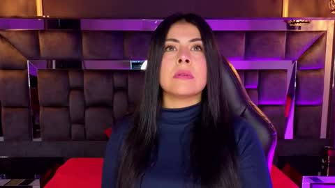 Ani  online show from December 17, 2025, 4:07 am