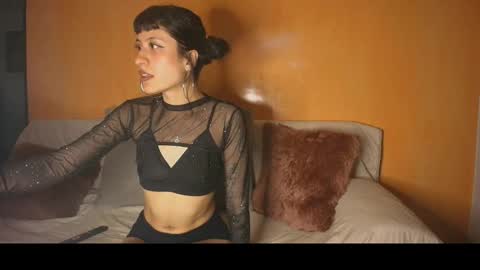 Snapshot of anika_lowen chatting on February 25, 2026, 12:53 am Anika And Lowen Your Thumbs Up Are Super Important For Us online show from February 25, 2026, 12:53 am