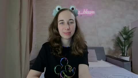 anikabloom online show from February 10, 2025, 8:10 pm