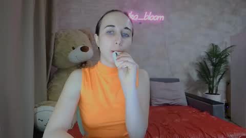 anikabloom online show from March 10, 2025, 8:45 pm