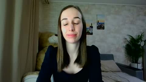 Snapshot of anikabloom chatting on February 1, 2026, 9:24 pm anikabloom online show from February 1, 2026, 9:24 pm