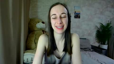 anikabloom online show from March 23, 2026, 1:20 am