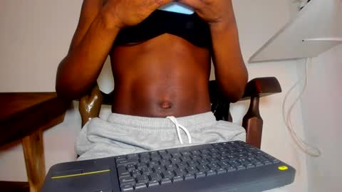 Snapshot of anilethqueenss chatting on February 16, 2025, 1:49 pm Anileth online show from February 16, 2025, 1:49 pm