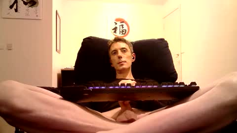 Snapshot of animeboy333 chatting on September 27, 2025, 9:58 am animeboy333 online show from September 27, 2025, 9:58 am