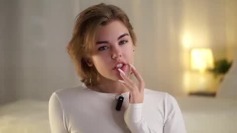 Snapshot of anishavivo chatting on November 27, 2025, 12:29 pm AnishaVivo online show from November 27, 2025, 12:29 pm