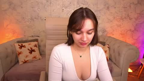 Daniela online show from April 25, 2026, 5:43 am