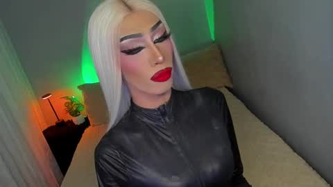 Miss Ann online show from September 30, 2025, 10:26 pm