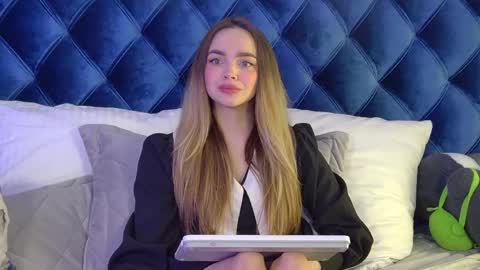 Snapshot of anitaventure chatting on April 6, 2026, 4:46 am AnitaVenture online show from April 6, 2026, 4:46 am