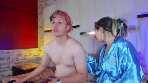 ANGEL AND TEFY online show from January 16, 2026, 6:34 pm