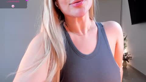 Ann online show from December 19, 2025, 1:01 am