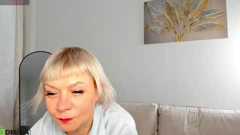 Snapshot of ann_annise chatting on March 10, 2026, 1:32 am ann_annise online show from March 10, 2026, 1:32 am