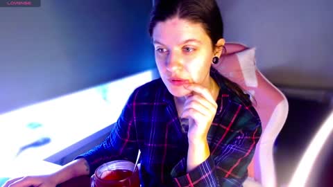 Ann online show from January 6, 2025, 10:02 am