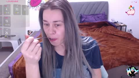 Anadirectgirl online show from March 28, 2026, 6:07 pm