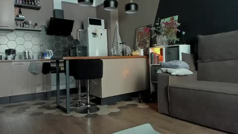 Snapshot of anna_belle3 chatting on April 8, 2026, 2:55 am AnnaThe next stream is tomorrow online show from April 8, 2026, 2:55 am
